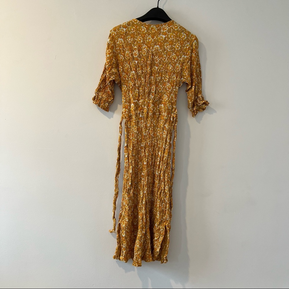 Faithfull the brand saffron Rafa ditsy floral midi dress xsmall yellow gold xs - Picture 9 of 12